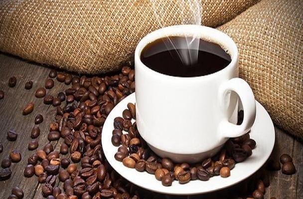 نوشیدن بیش از 6 فنجان قهوه در روز خطرناک است نوشیدن بیش از 6 فنجان قهوه در روز خطرناک است