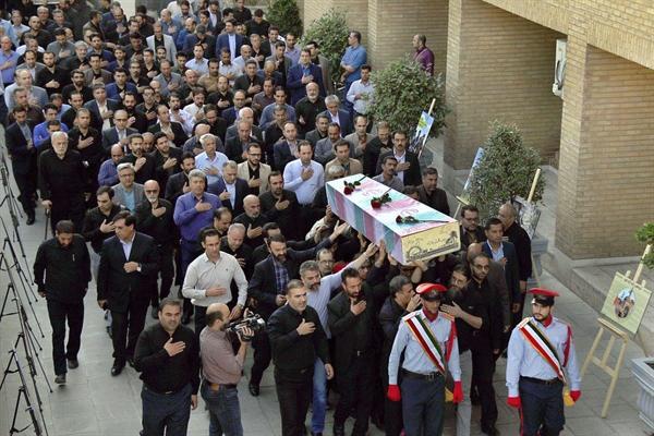 مراسم وداع با پیکر مطهر دو شهید گمنام در سازمان میراث فرهنگی مراسم وداع با پیکر مطهر دو شهید گمنام در سازمان میراث فرهنگی برگزار گردید