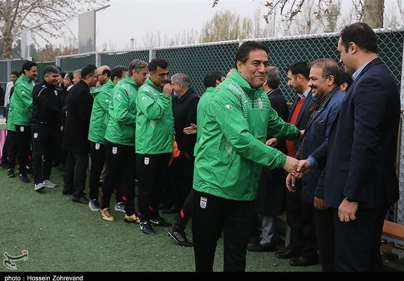 پیروانی: خوشحالم که با تیم کامل در اردو حضور داریم، در مورد پیروانی: خوشحالم که با تیم کامل در اردو حضور داریم، در خصوص تاکتیک تیم به جمع بندی لازم رسیده ایم