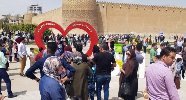 دو عکس قابل تامل از شیراز، پارسال چه خبر بود، امسال چه خبر دو عکس قابل تامل از شیراز، پارسال چه خبر بود، امسال چه خبر نیست!