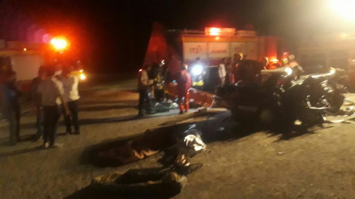 حادثه مرگبار در جاده مشهد، سرخس با 10 کشته و زخمی حادثه مرگبار در جاده مشهد، سرخس با 10 کشته و زخمی